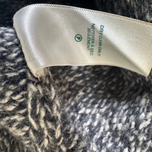 Roots Canada Cotton Cabin V Neck Knit Sweater Cozy Chucky Neutral Gray Red Tan S - Picture 12 of 15